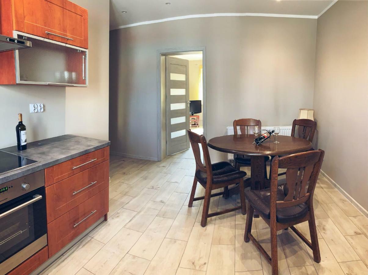 Апартаменти Apartament Bohaterow Westerplatte 20 ЗеленаГура Екстер'єр фото