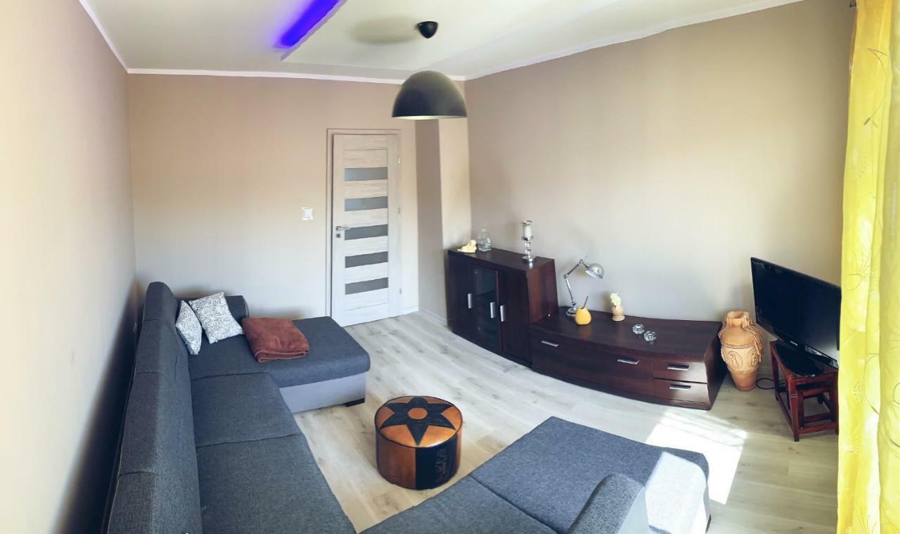 Апартаменти Apartament Bohaterow Westerplatte 20 ЗеленаГура Екстер'єр фото
