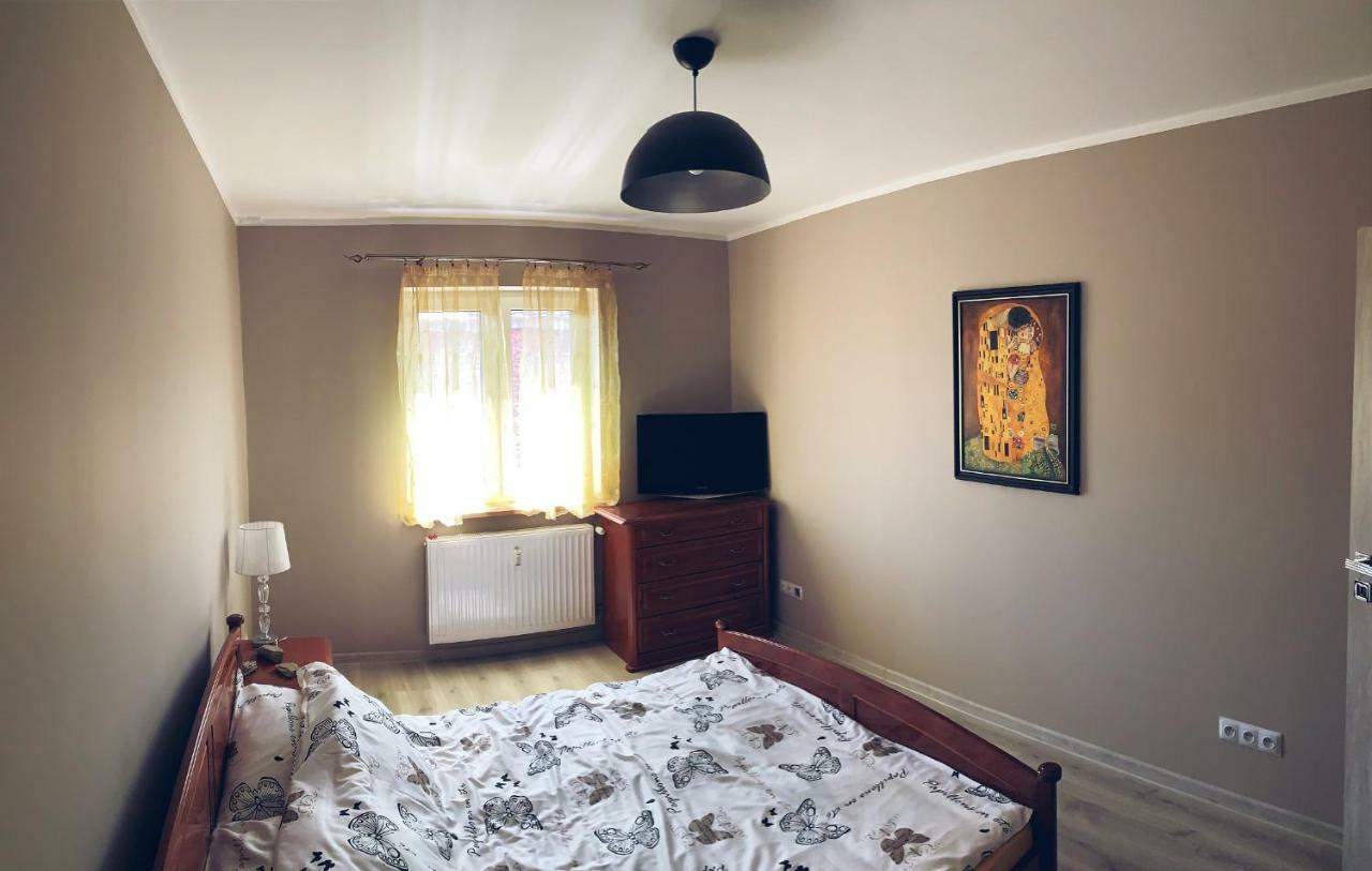 Апартаменти Apartament Bohaterow Westerplatte 20 ЗеленаГура Екстер'єр фото